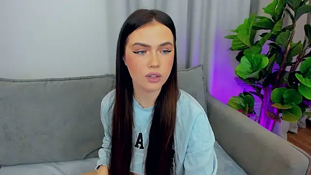 sexyangeloux's cam snapshot