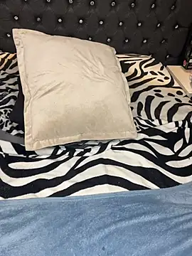 Nicky_gh live sex cam