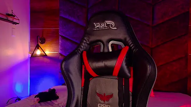 ParisFox_'s cam snapshot