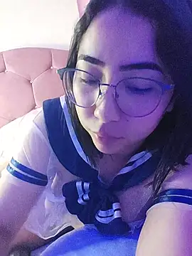 anni_ross's cam snapshot