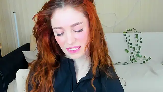 ChristinaConteeree's cam snapshot