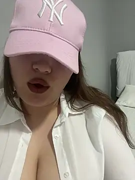 maryam-6's cam snapshot