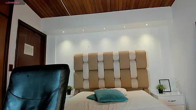 Alicee_Broownn's cam snapshot