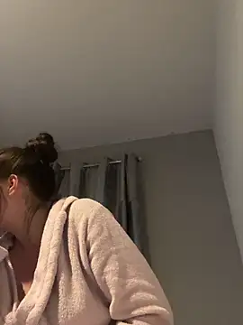 LollyLove_'s cam snapshot