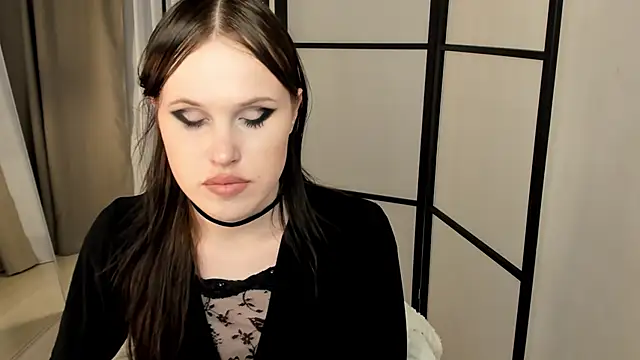 EffieMinki live sex cam