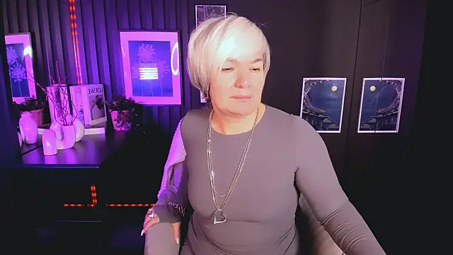 CarmenSoft live sex cam