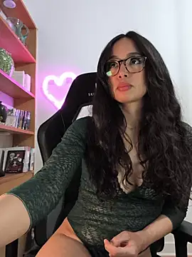 Naughty-Jessie live sex cam