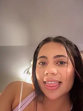 Aryrosee live sex cam