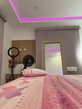 MissBecka_ live sex cam