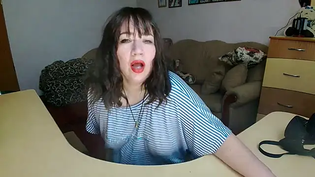 Lucretia_Goldi_ live sex cam