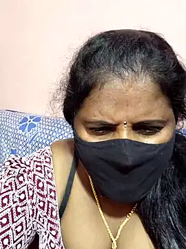 siri_tamiltelugu's cam snapshot