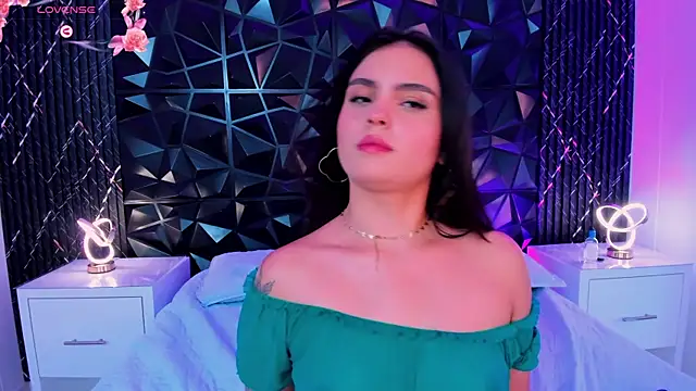 valeriekhaleesi's cam snapshot