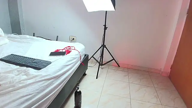 DaniDurango's cam snapshot