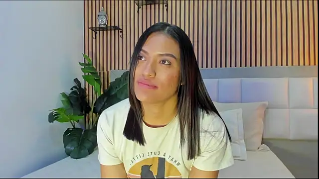 Georgia_Vega's cam snapshot