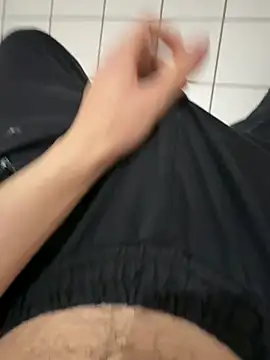 19yobigdick live sex cam