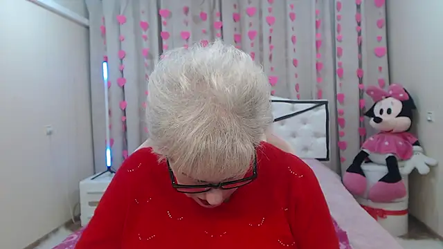 KayleSmoll's cam snapshot