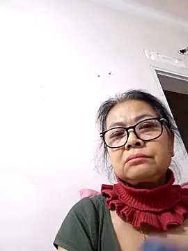 Hotestlove live sex cam