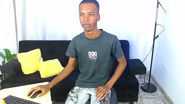 gusy_18's cam snapshot