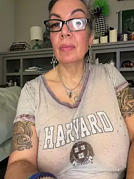 dieseldame1313 live sex cam