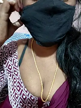 siri_tamiltelugu's cam snapshot