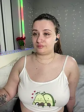 lipsi_vikki's cam snapshot