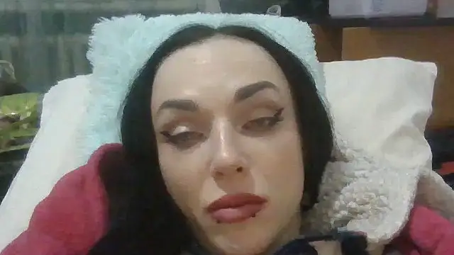 Trinsy_Love's cam snapshot