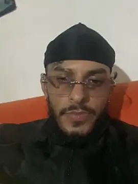 liyamjunior's cam snapshot