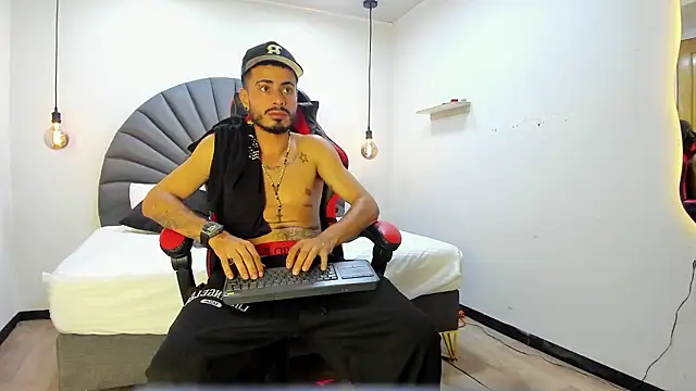 MatthewCullen's cam snapshot