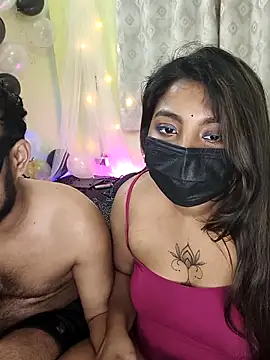 Trending_Couple live sex cam