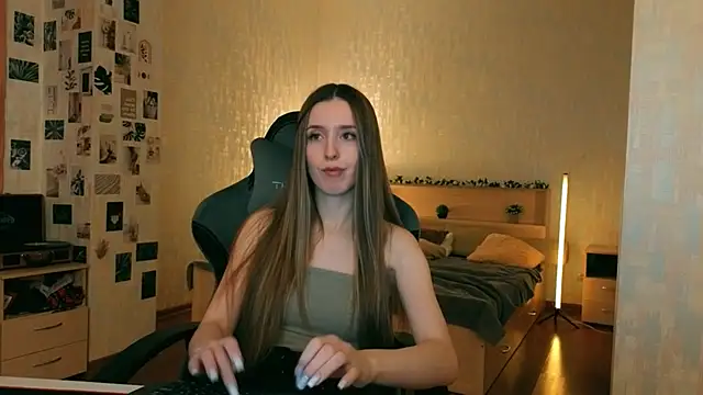 yourrdanceteacher's cam snapshot