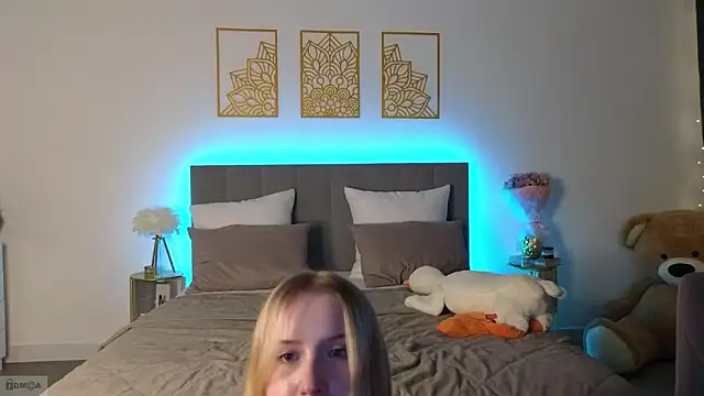 adele_armass's cam snapshot