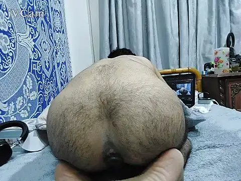 yazin19 live sex cam