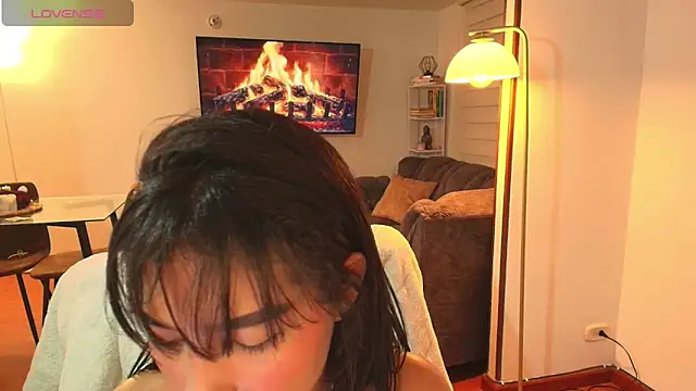 samy_jonnes_'s cam snapshot