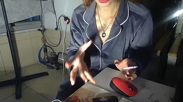 FenaLady's cam snapshot