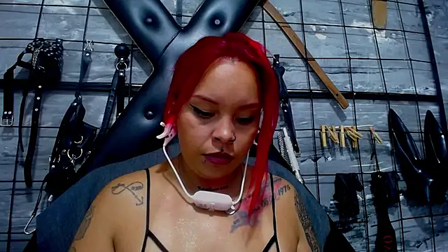 Alana_Roth's cam snapshot