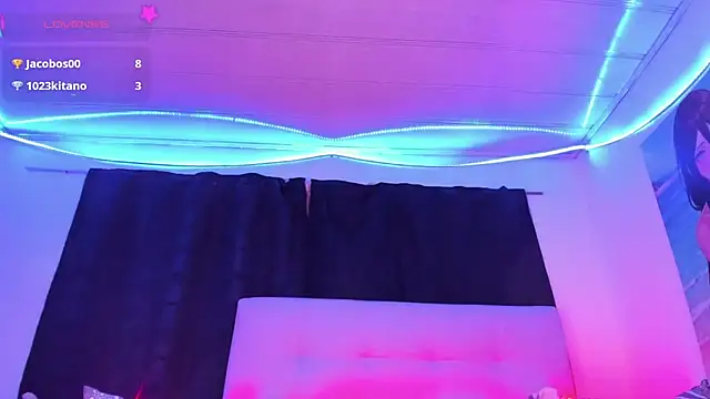 Ethan_Boyy live sex cam