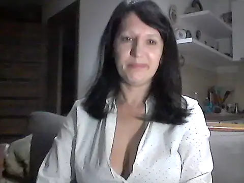 Elena48324's cam snapshot