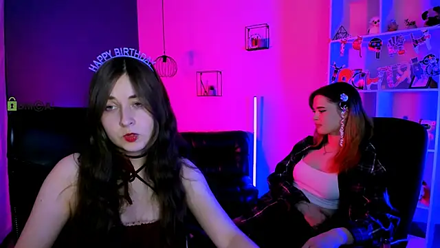 liana_kisses's cam snapshot