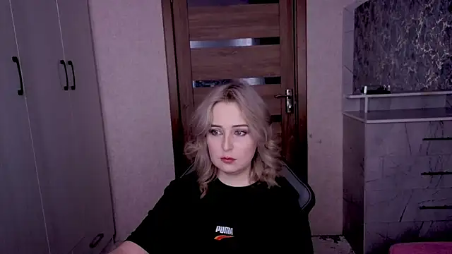 Kristy-Max's cam snapshot