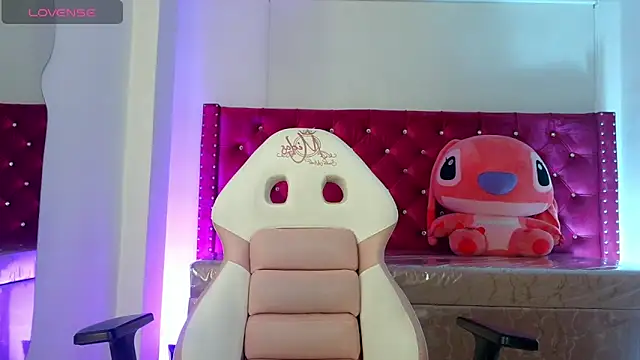 Abby_Rouse_m's cam snapshot