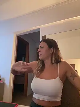 Gipoltergeist live sex cam