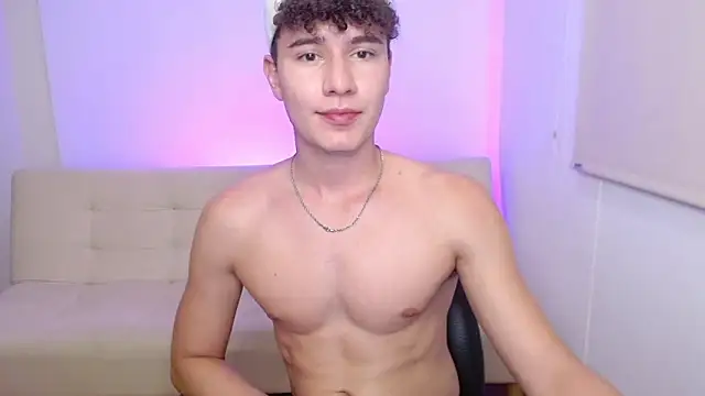 adrian_morelly live sex cam