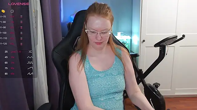 Lady_Inari's cam snapshot