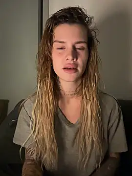 EmiliaCatalina live sex cam