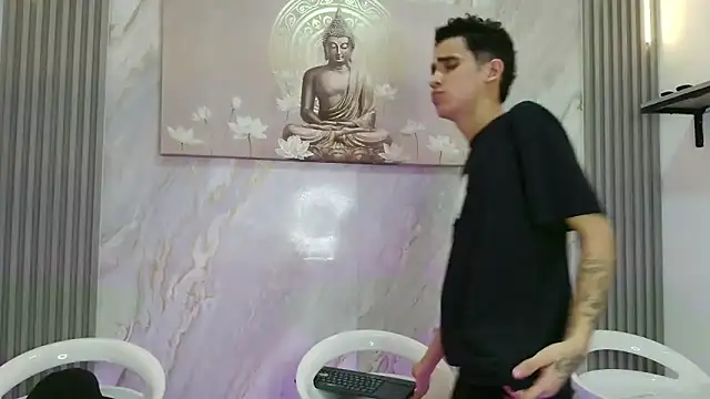 HEART_OF_MILAMBER live sex cam