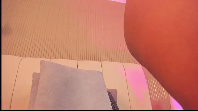 Ivana_Hall's cam snapshot