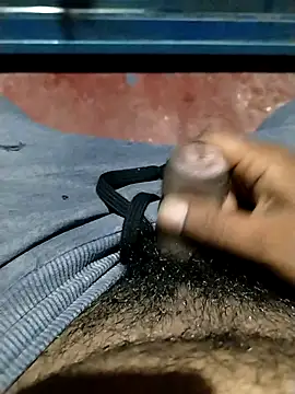 Tamil_boygirl_pussy_rider's cam snapshot