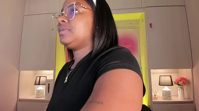 tamaraa_smiith's cam snapshot