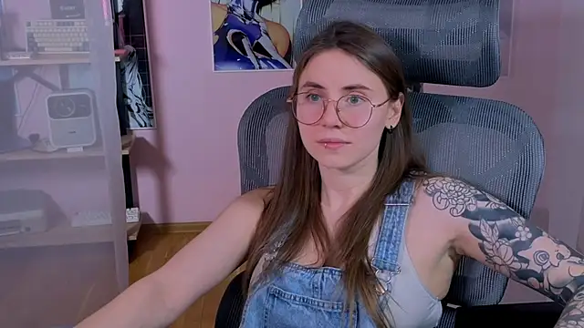 _AnnaStark_'s cam snapshot