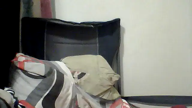 Glenorecornomaza's cam snapshot